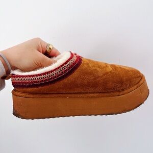 Chestnut Platform Slippers